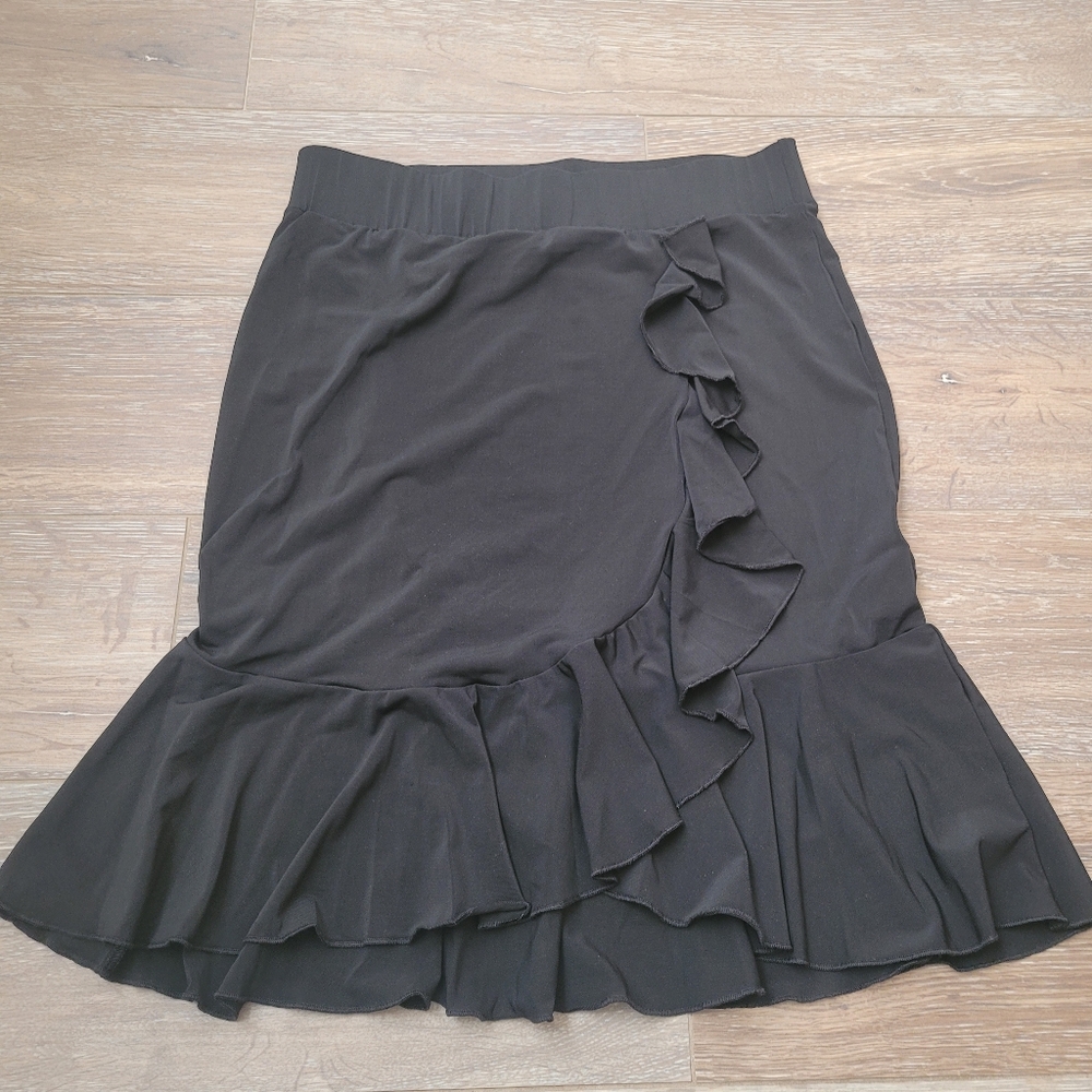 Sensu Black Skirt, Size M